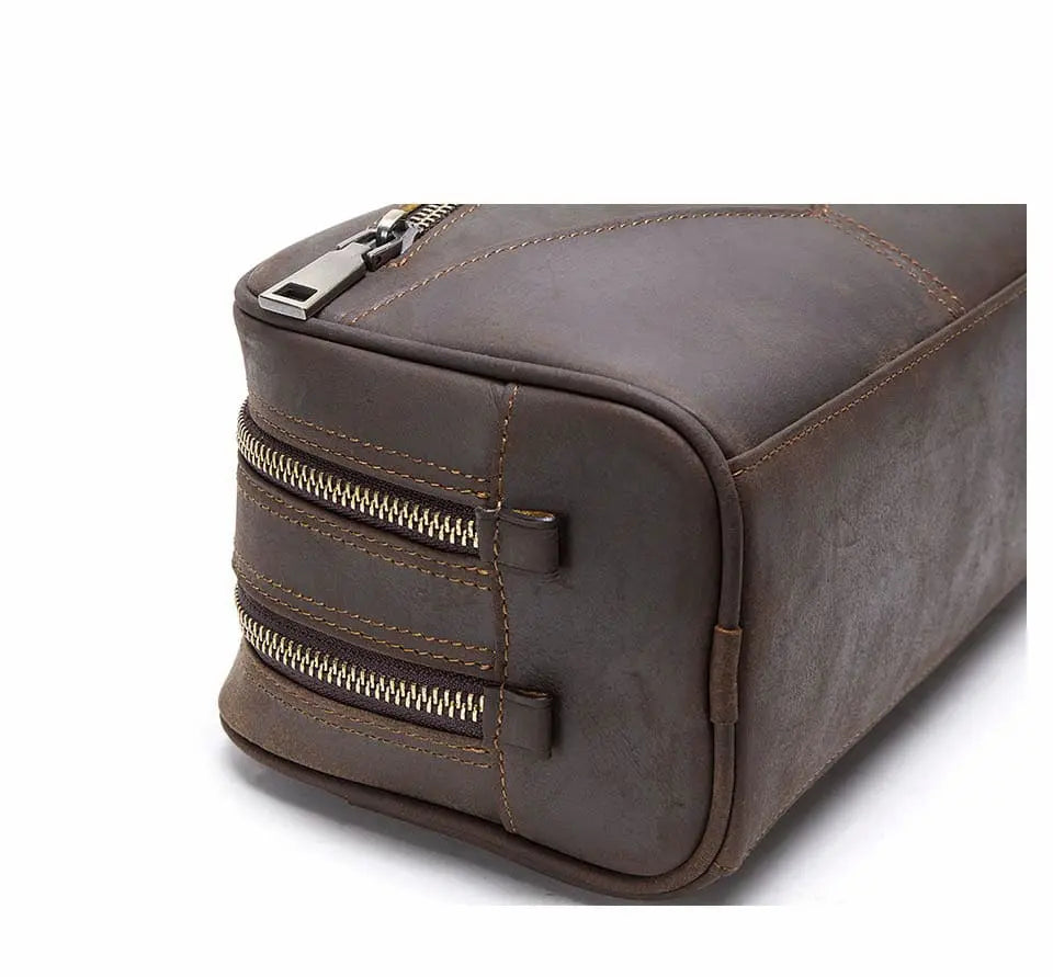 Trousse de Toilette Homme Vintage en Cuir Côté 1